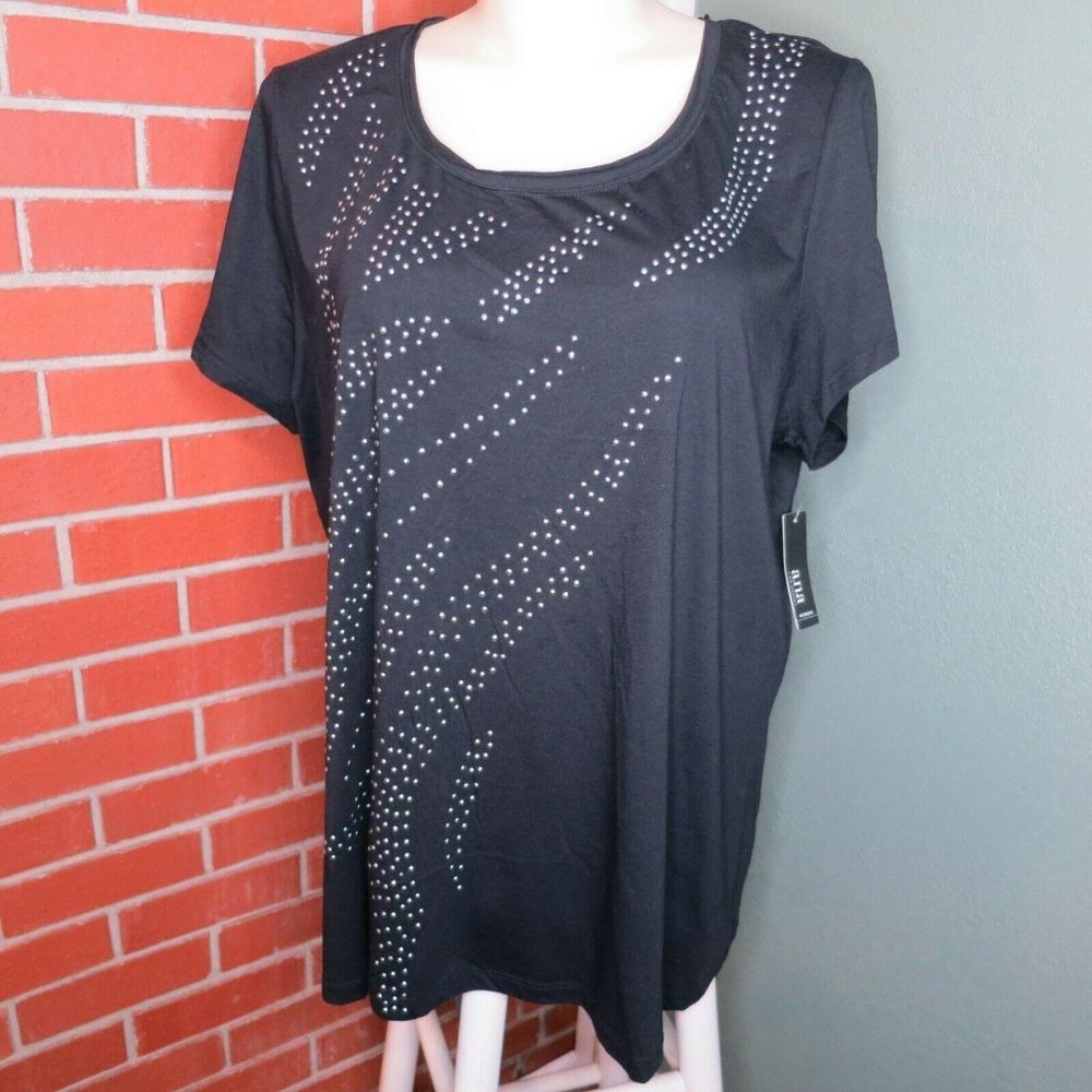 NWT a.n.a. Plus Size 3X Short-Sleeved Black Zebra Studs Pullover Blouse